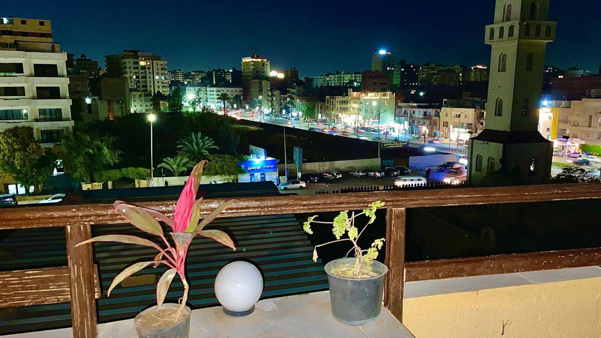 Sami Holiday Inn - Pyramids View Rooftop Al Kawm al Akhdar المظهر الخارجي الصورة