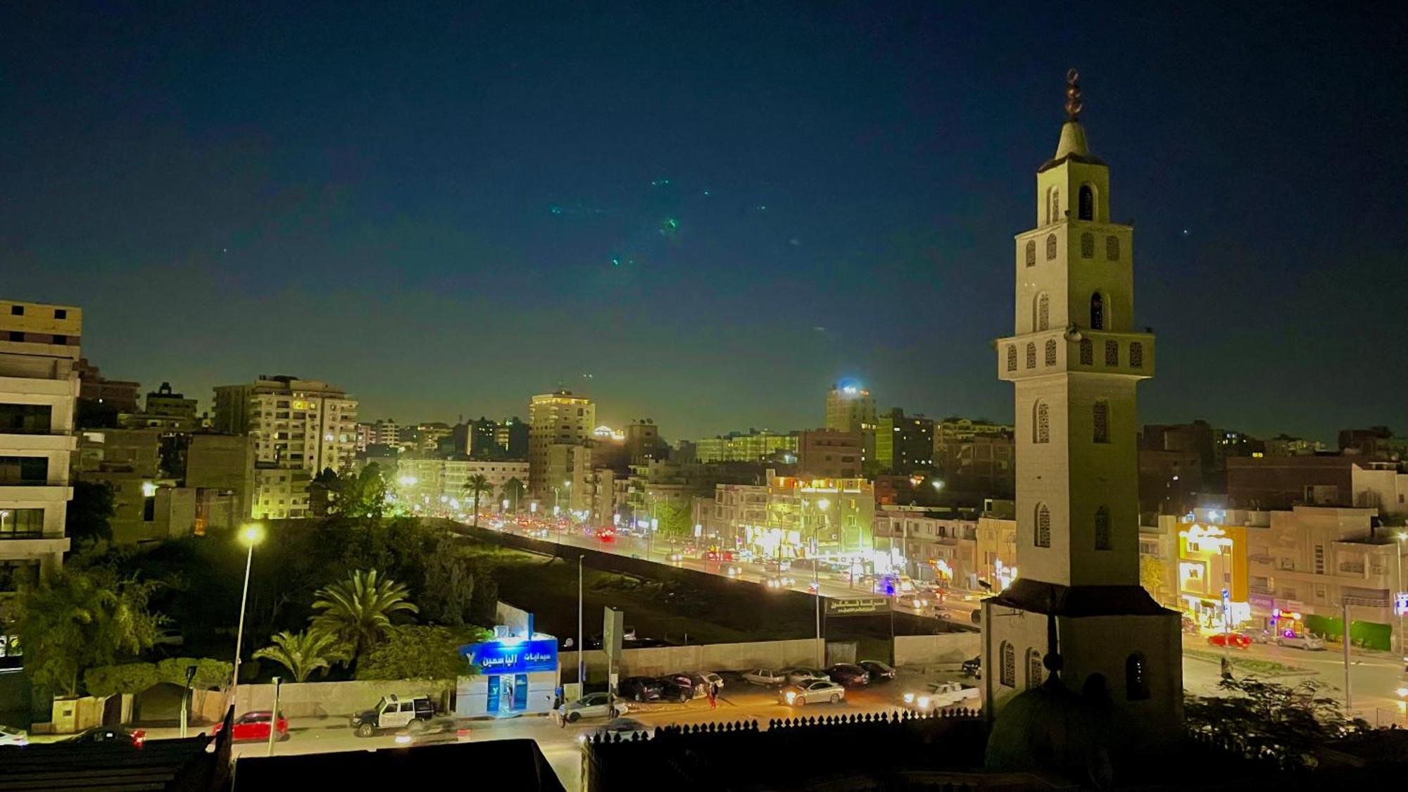 Sami Holiday Inn - Pyramids View Rooftop Al Kawm al Akhdar المظهر الخارجي الصورة