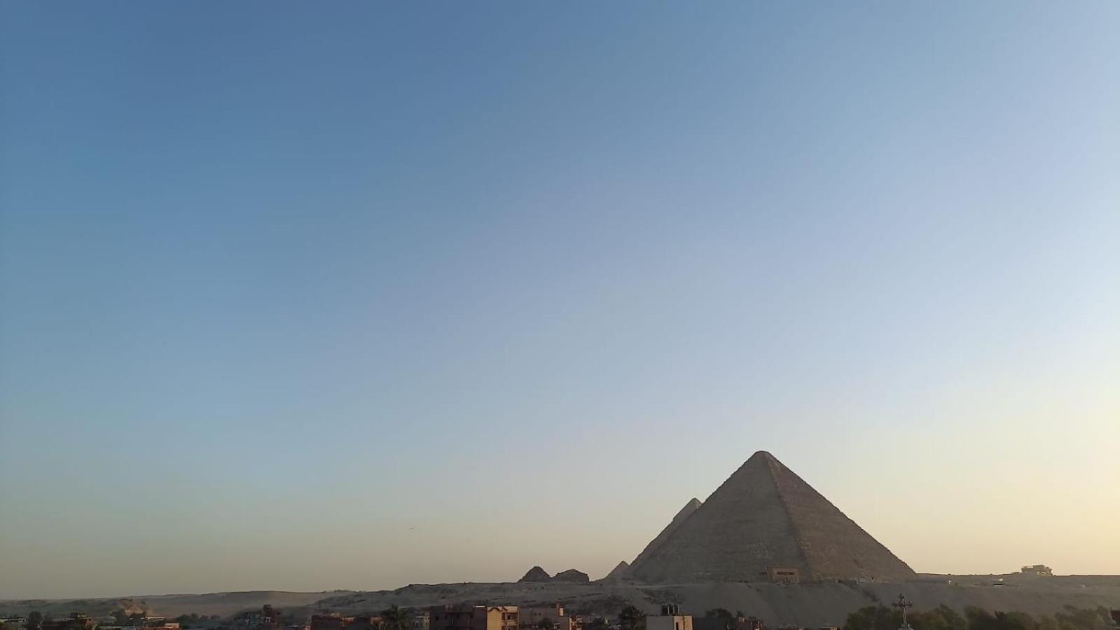 Sami Holiday Inn - Pyramids View Rooftop Al Kawm al Akhdar المظهر الخارجي الصورة